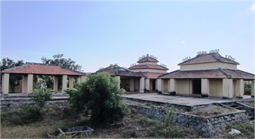 Đền thờ PôKlong MơhNai (Lương Sơn - Bắc Bình)